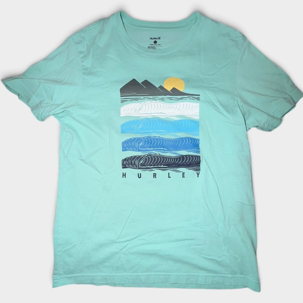 Hurley Mens Graphic Tee Mint Green Surf Wave Mountain Print Size Medium Tee